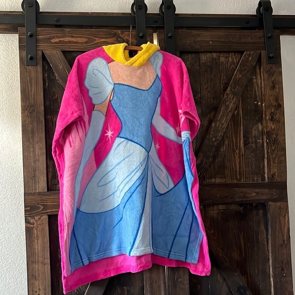 Disney Princess Cinderella Bath Towel